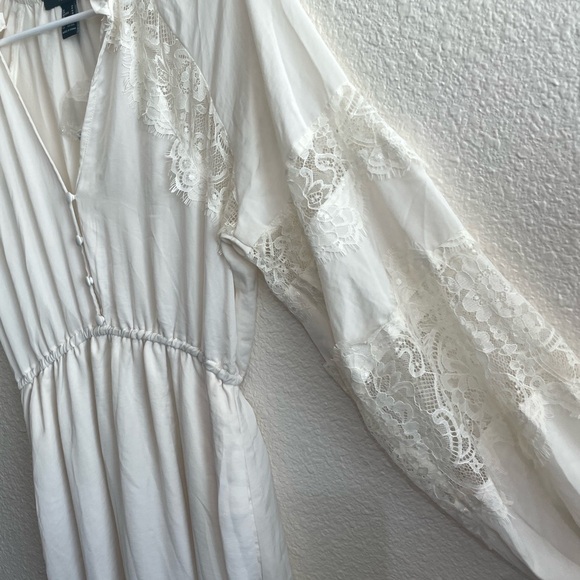 Forever 21 💜 Elegant White Lace Maxi Dress💜 - Picture 3 of 5